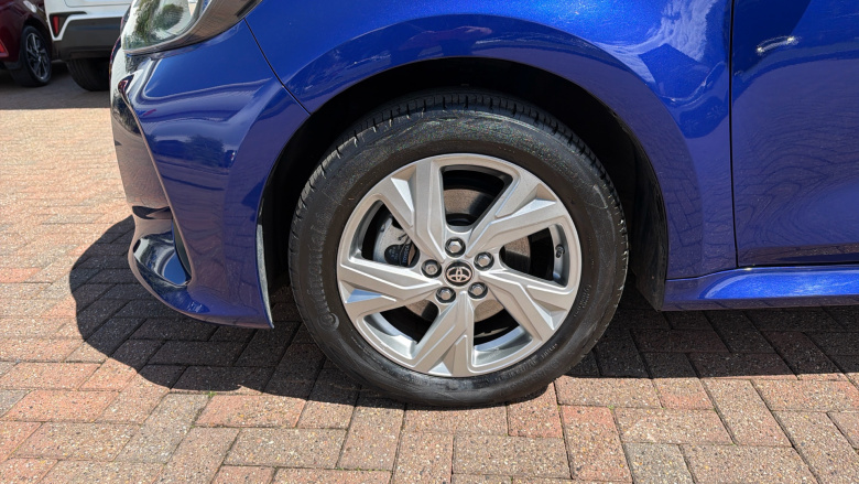 Toyota Yaris 1.5 Hybrid Icon 5dr CVT Hybrid Hatchback